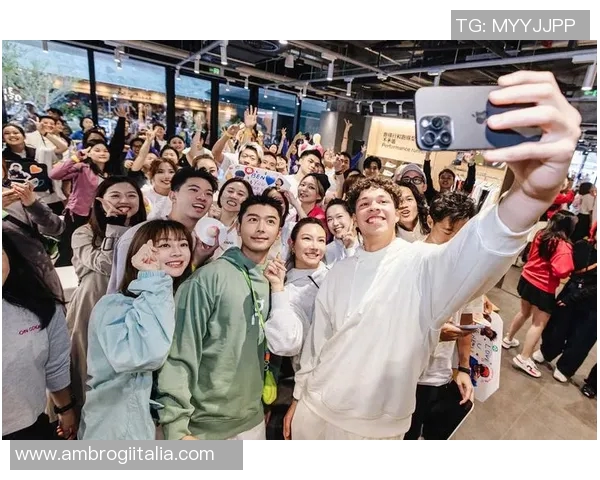 广州网球队的阵地战揭秘：深度分析网球战术与团队协作