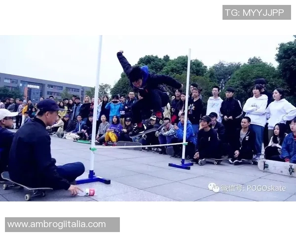 成都滑板队协作创新引发热议滑板文化新变革 成都滑板队协作创新引发热议滑板文化新变革