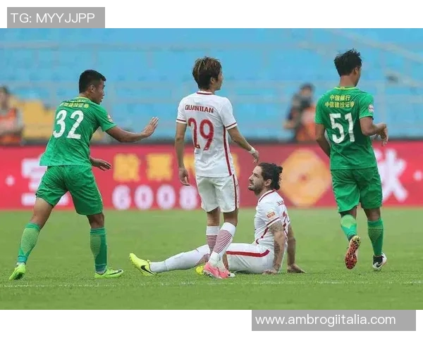 武汉足球队以69分领跑大师赛积分榜展现强劲实力