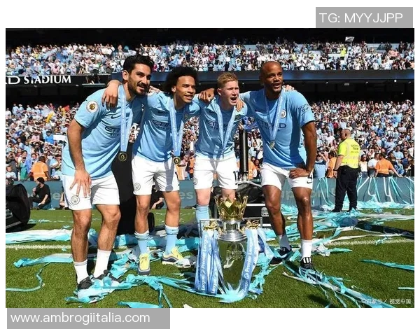 曼城主场迎战西布朗腾讯直播全程回顾与精彩瞬间分析