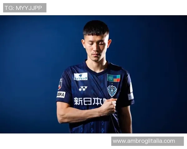 福岗黄峰在激烈对决中迎战琉球球队展现出强大实力与团队默契