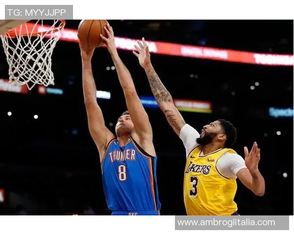 2021年湖人队与雷霆队激战回顾：精彩瞬间与关键时刻分析