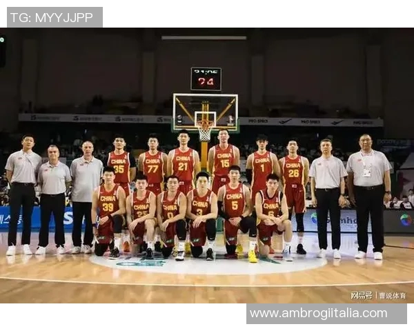 2015年11月8日广东队与上海队精彩全场回放重温篮球经典对决瞬间